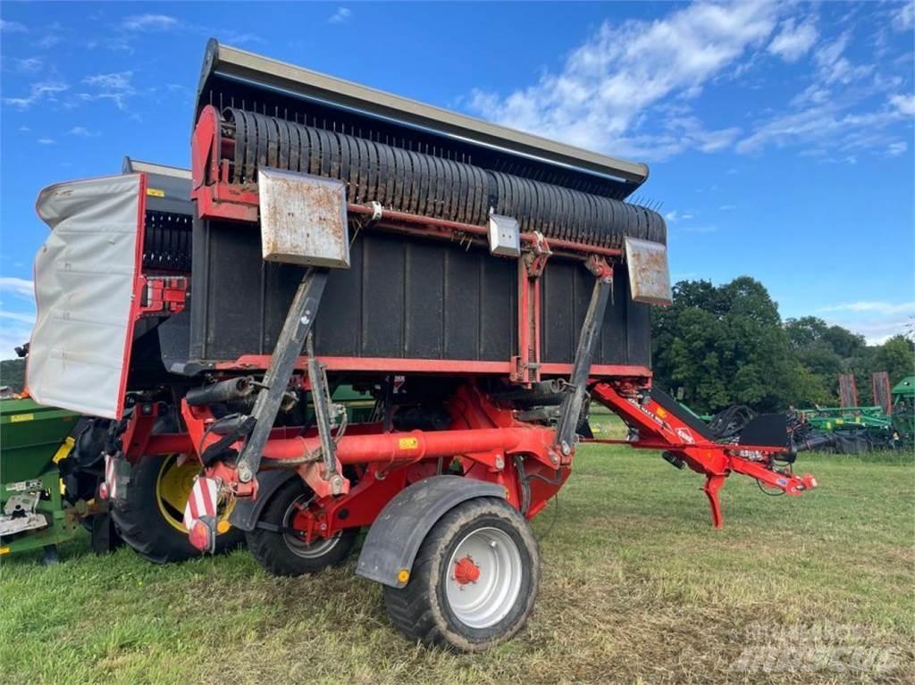 Kuhn MergeMaxx950 Рядкові жатки