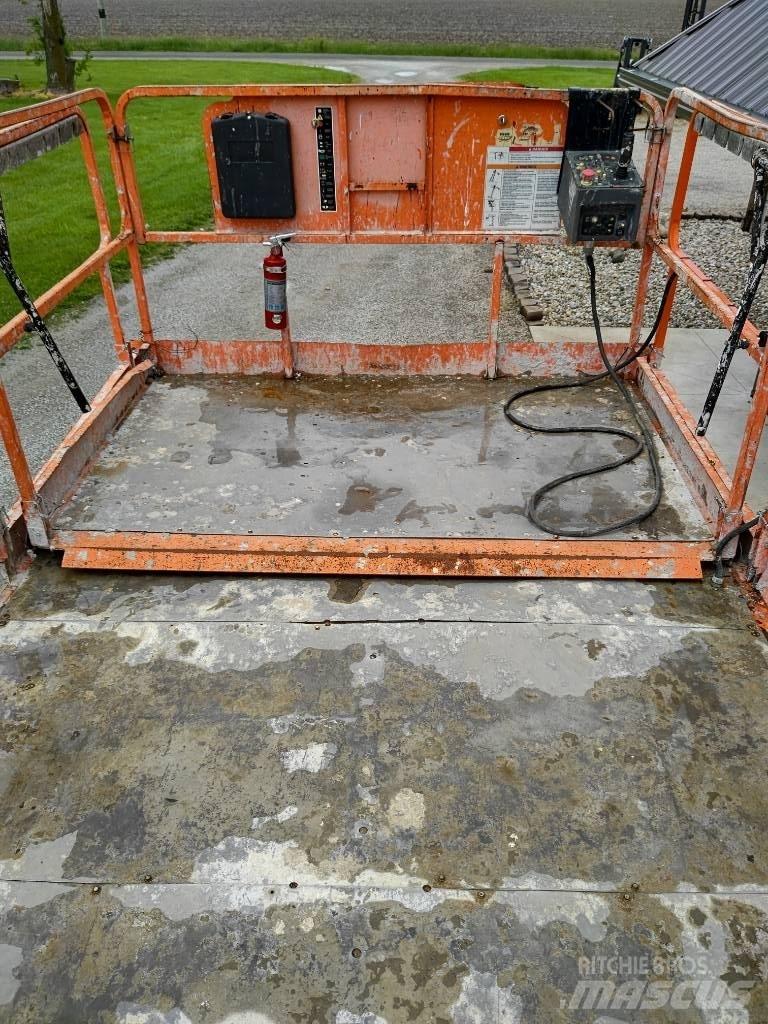 JLG 4394 RT Підйомники-ножиці
