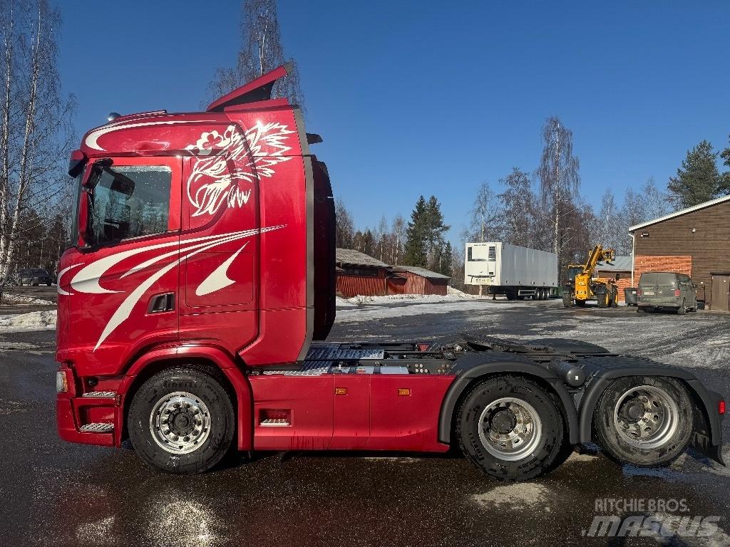 Scania S540 6x2 Тягачі