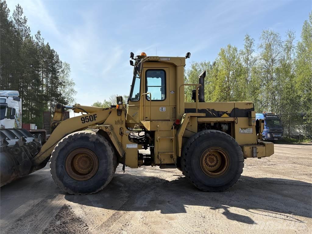 CAT 950F Фронтальні навантажувачі