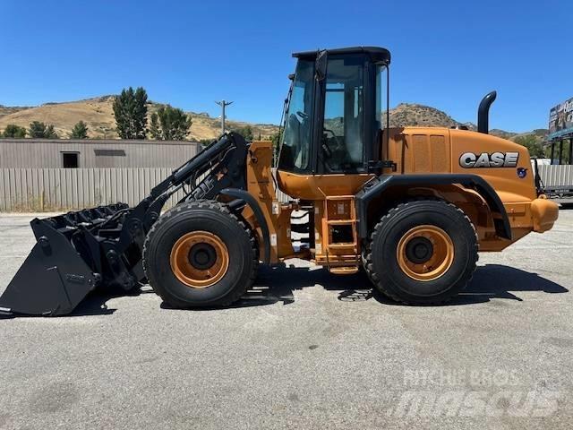 CASE 621 F XT Фронтальні навантажувачі
