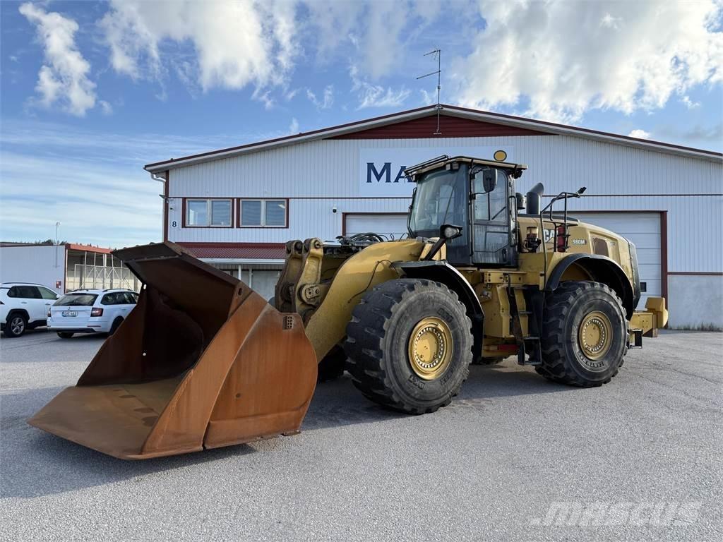 CAT 980M Фронтальні навантажувачі