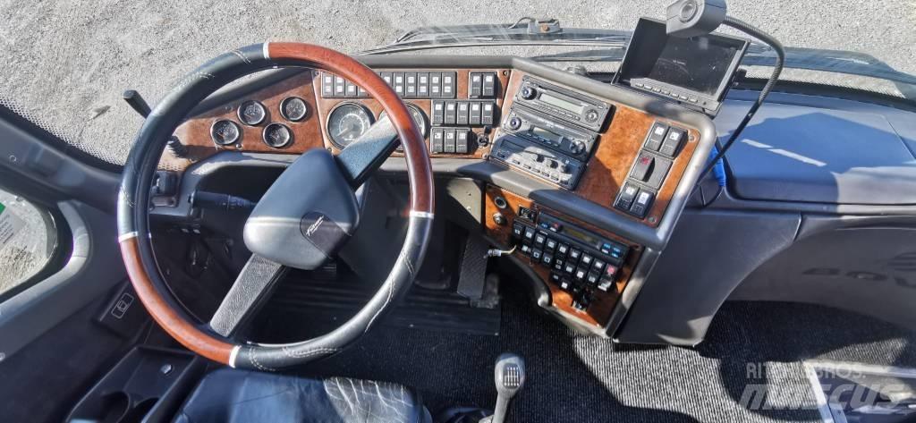 Bova F14  Autorulota Автодома і житлові автопричепи