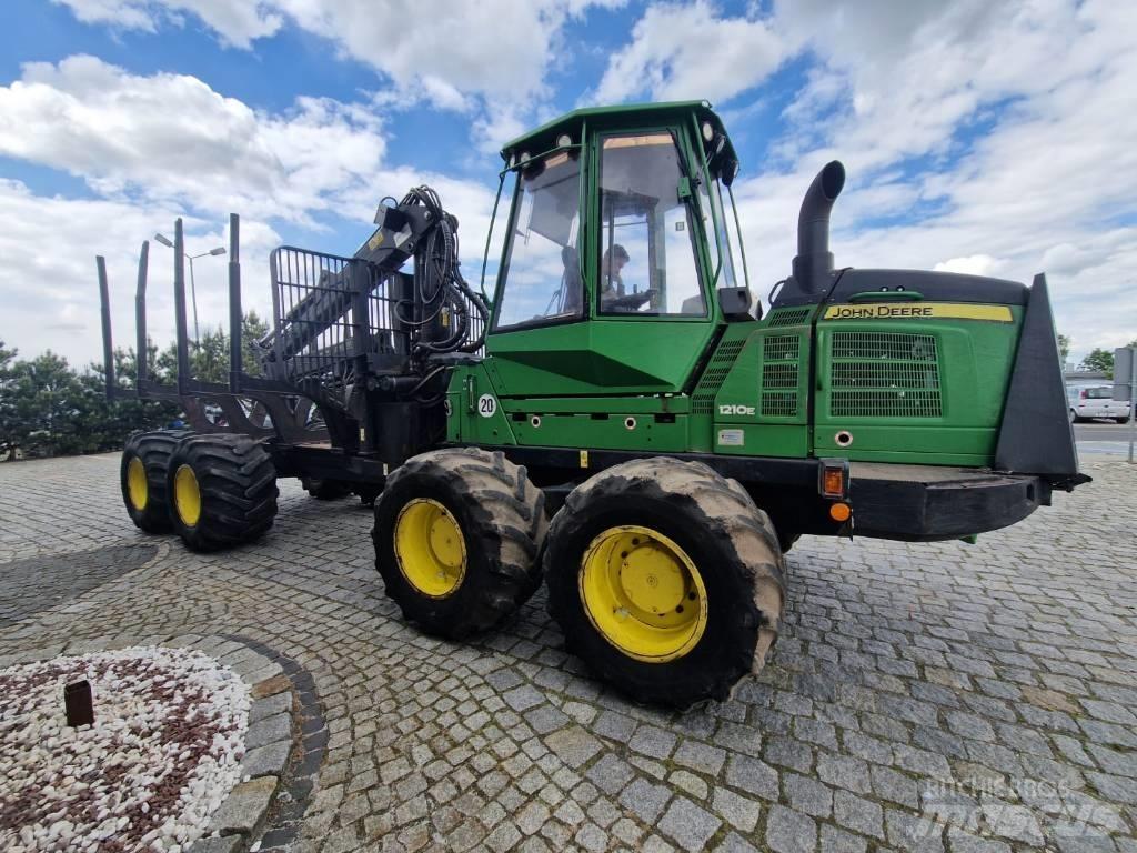 John Deere 1210 E Форвардери