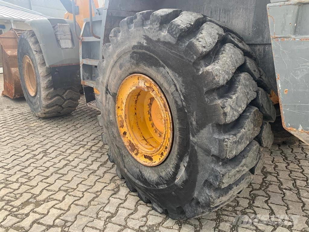 Liebherr L 576 Фронтальні навантажувачі