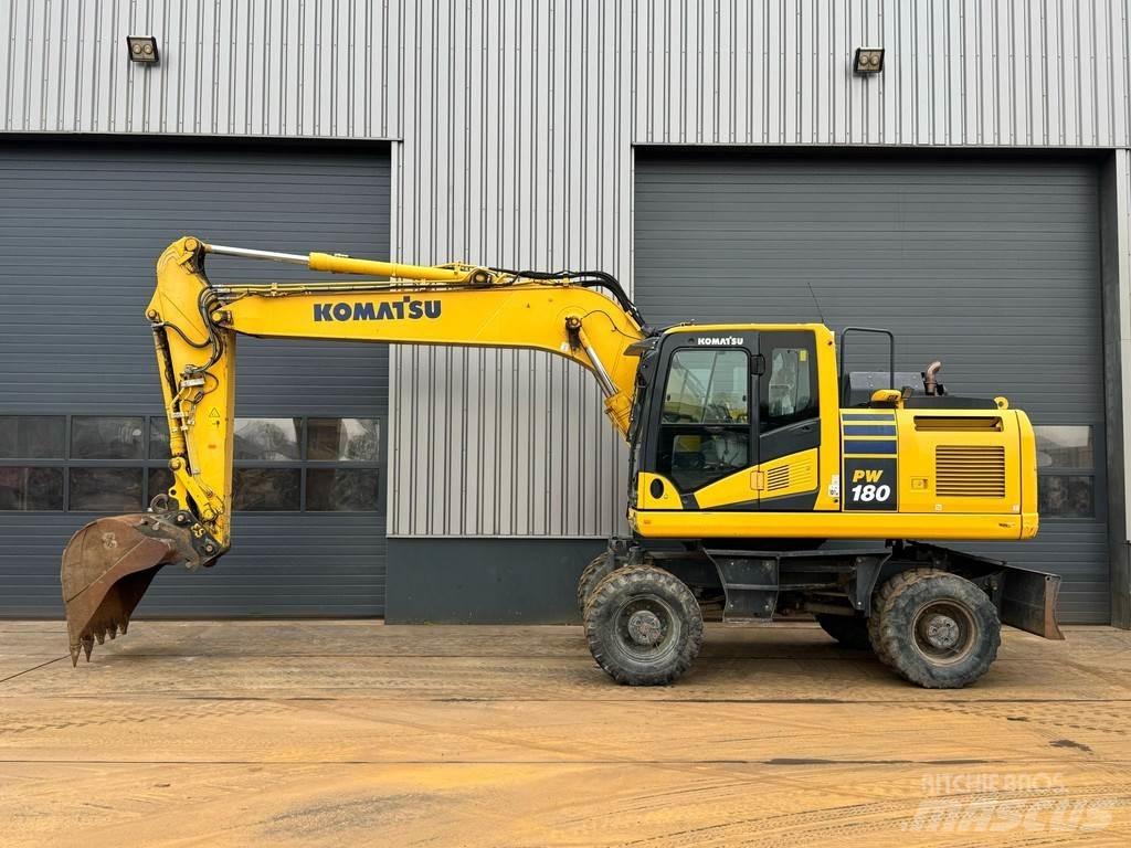 Komatsu PW180-11 Колісні екскаватори
