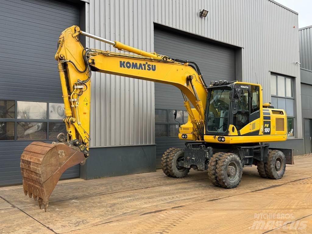 Komatsu PW180-11 Колісні екскаватори