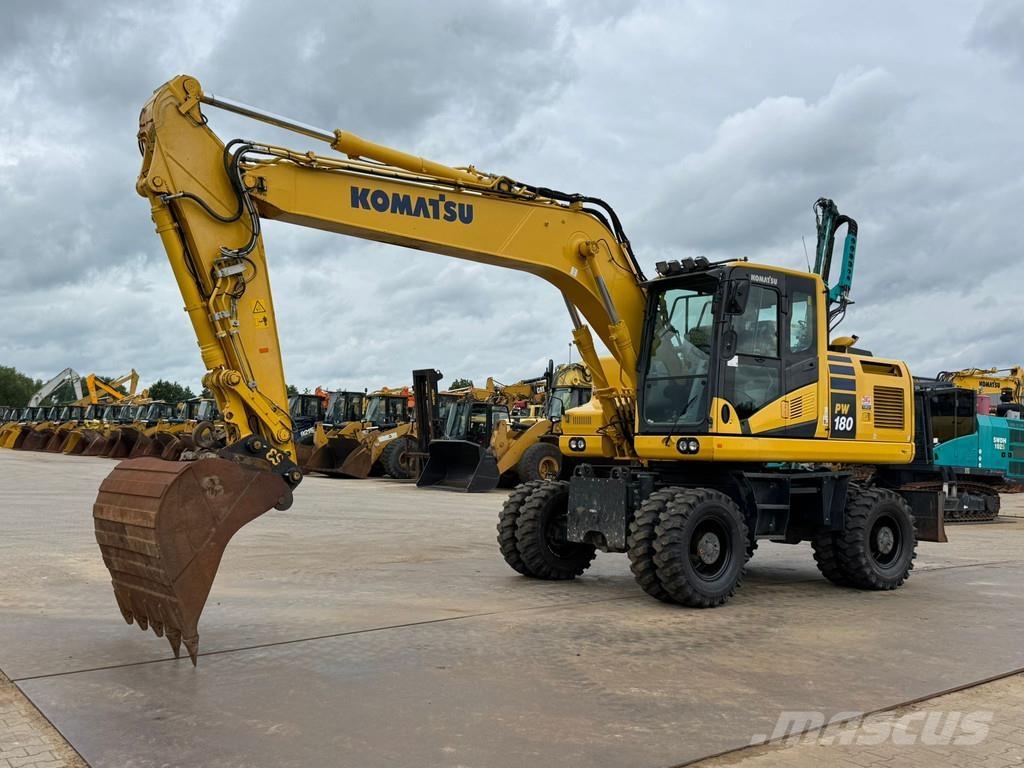 Komatsu PW180-11 Колісні екскаватори