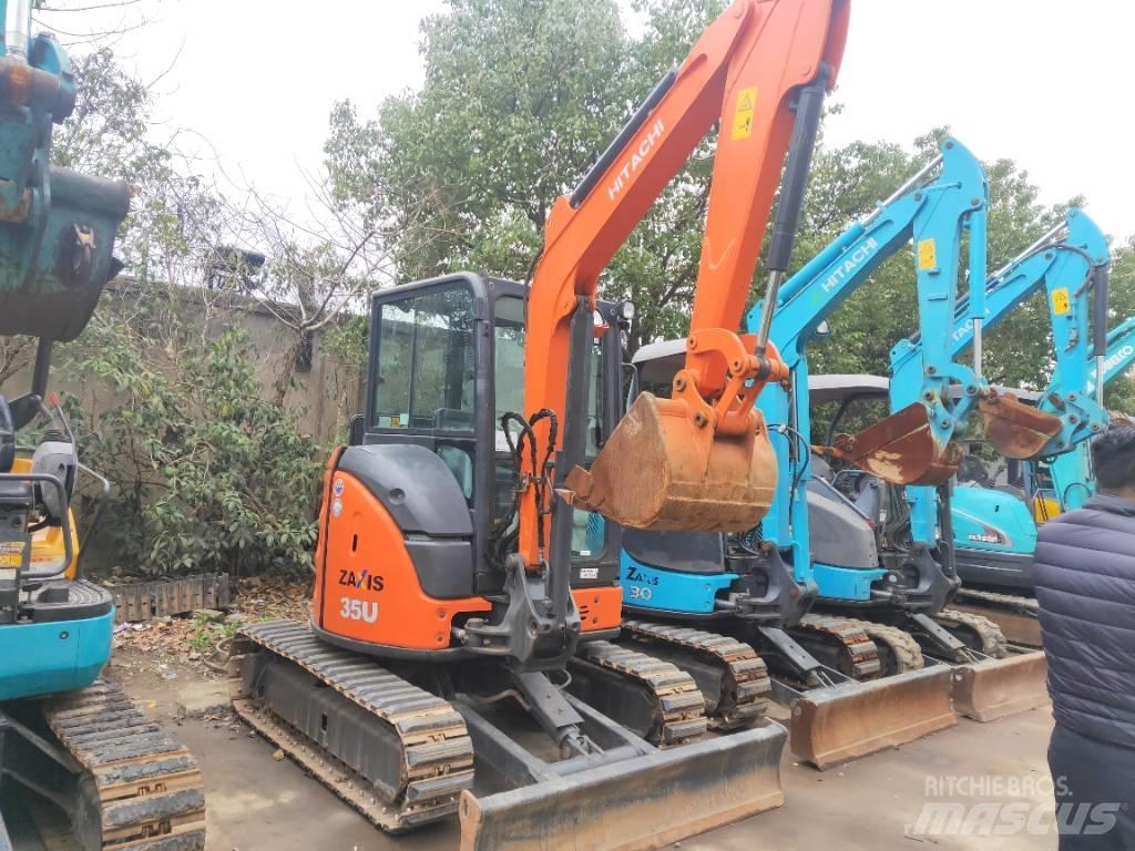 Hitachi ZX 35 U Міні-екскаватори < 7т