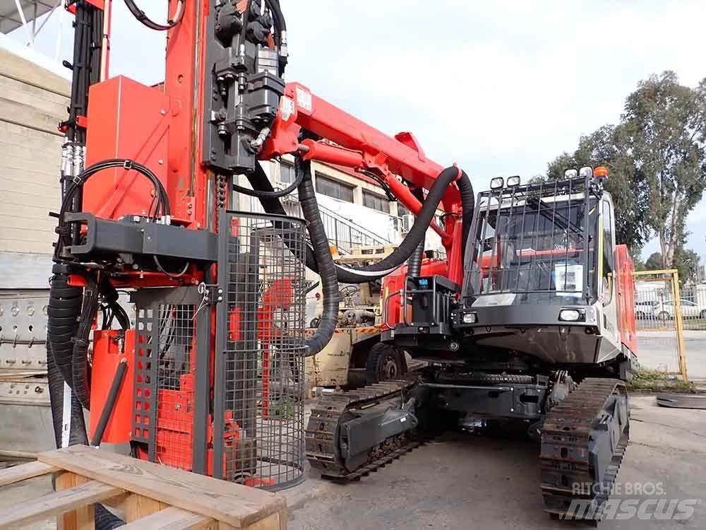 Sandvik DX800 Свердлильні установки