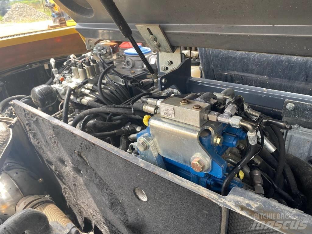Yanmar SV 120 Гусеничні екскаватори