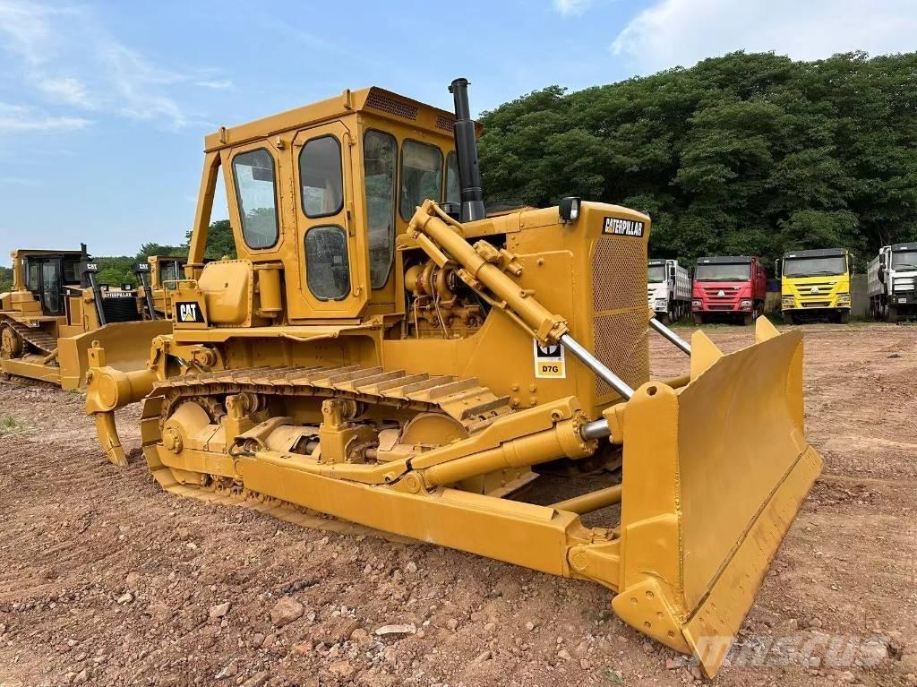 CAT D7G Гусеничні бульдозери