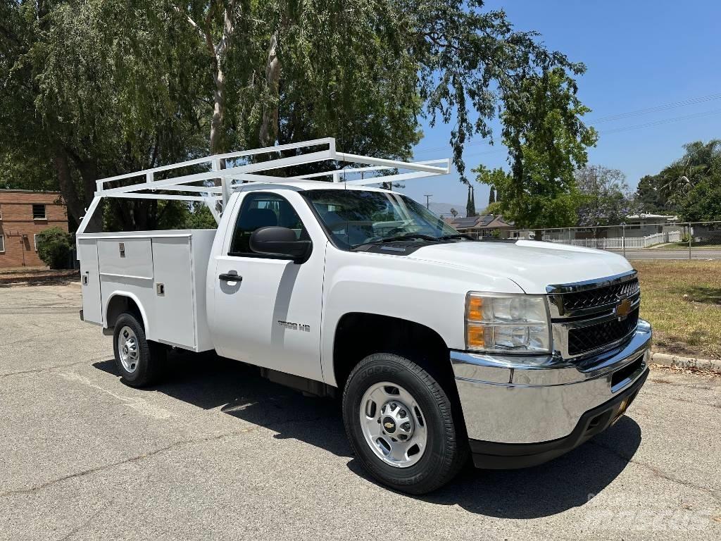 Chevrolet 2500 HD Пікапи / Бічне розвантаження