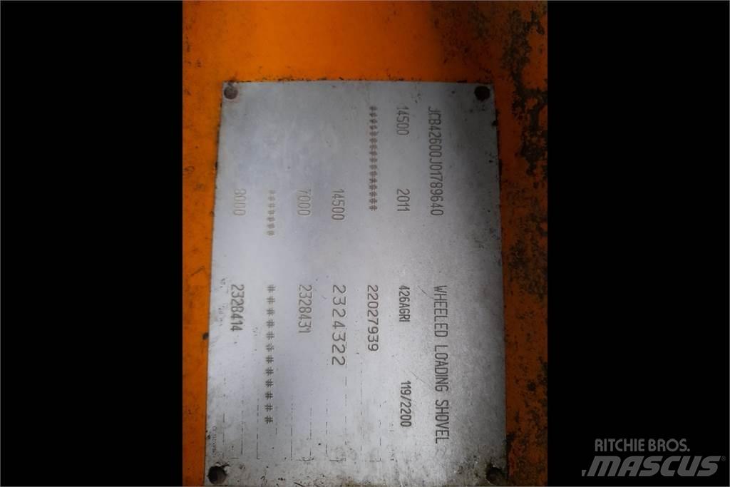 JCB 426 Трактори