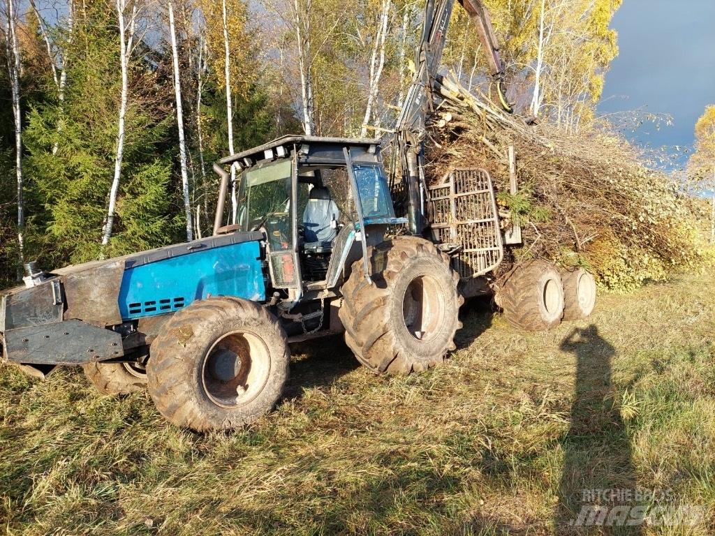 Valtra 8400 Лісогосподарські трактори