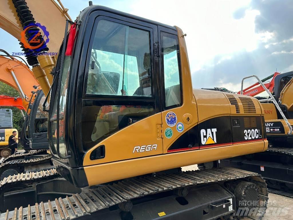 CAT 320 C L Гусеничні екскаватори
