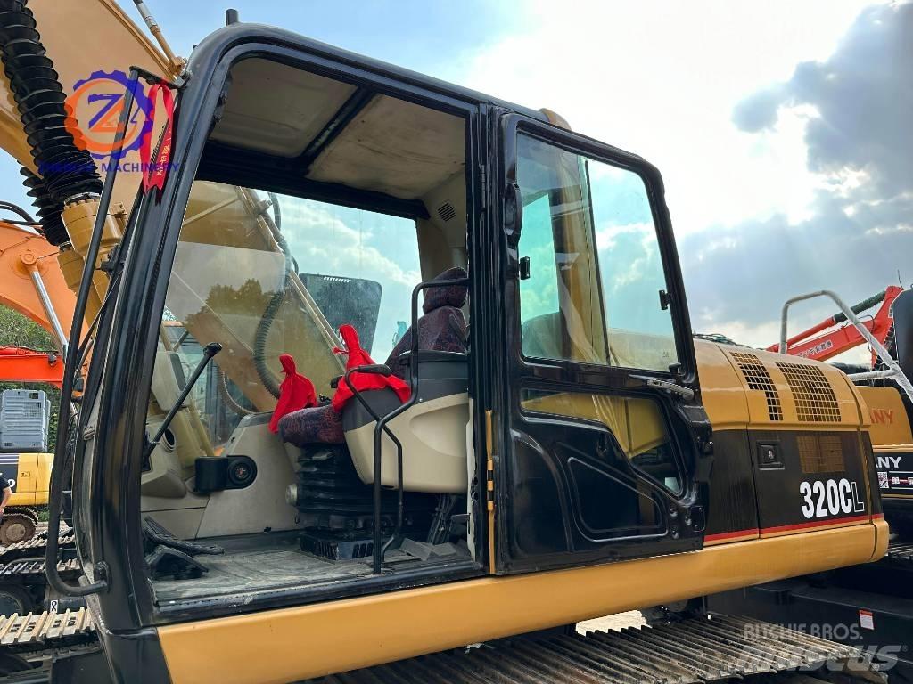 CAT 320 C L Гусеничні екскаватори