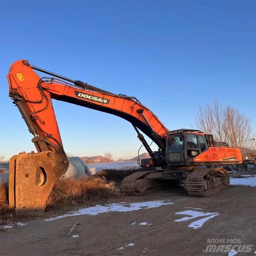 Doosan DX150LC-9C Гусеничні екскаватори
