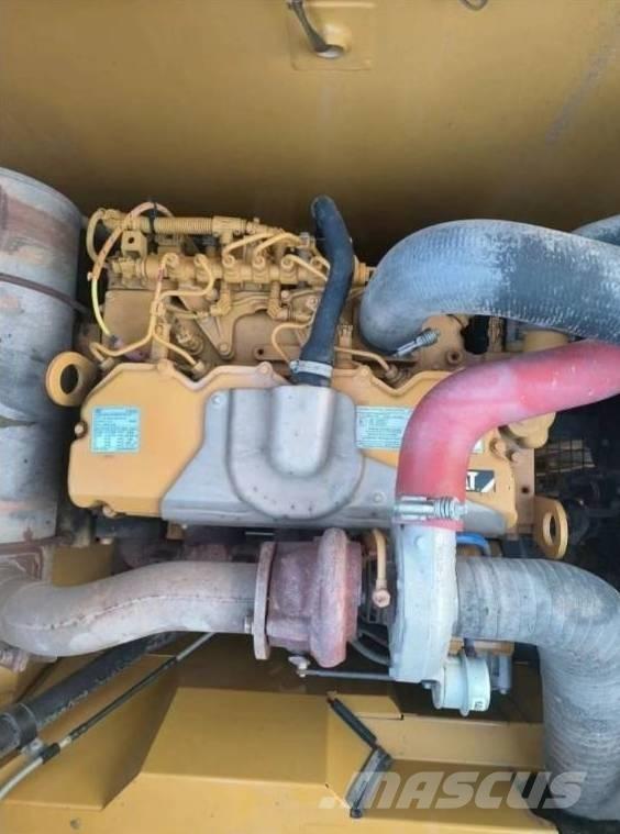 CAT 320 GC Гусеничні екскаватори