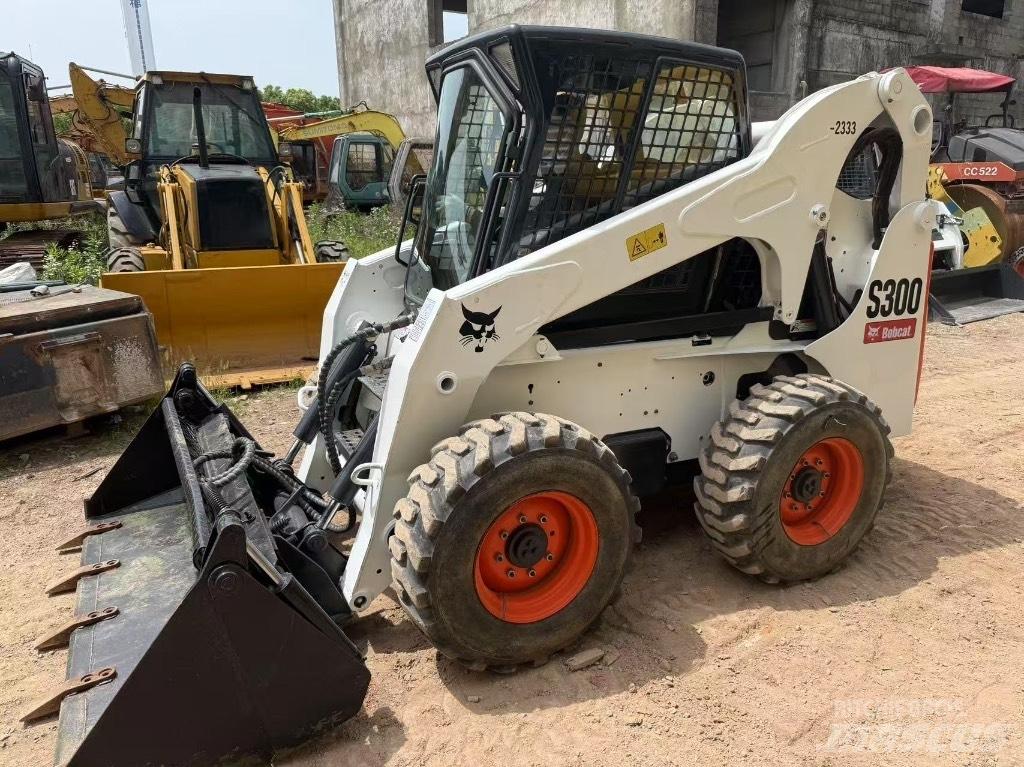 Bobcat S 300 Міні-навантажувачі