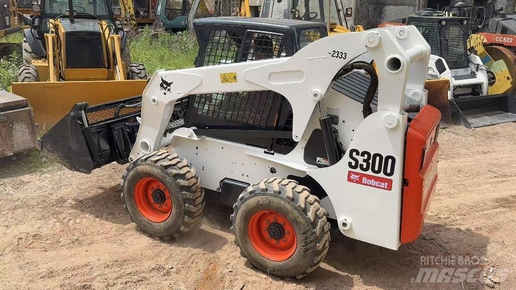 Bobcat S 300 Міні-навантажувачі