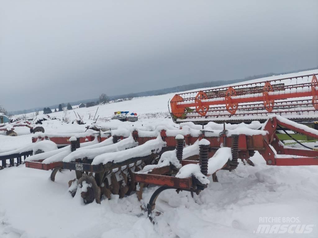 Rau . Інші землеоброблювальні машини і додаткове обладнання