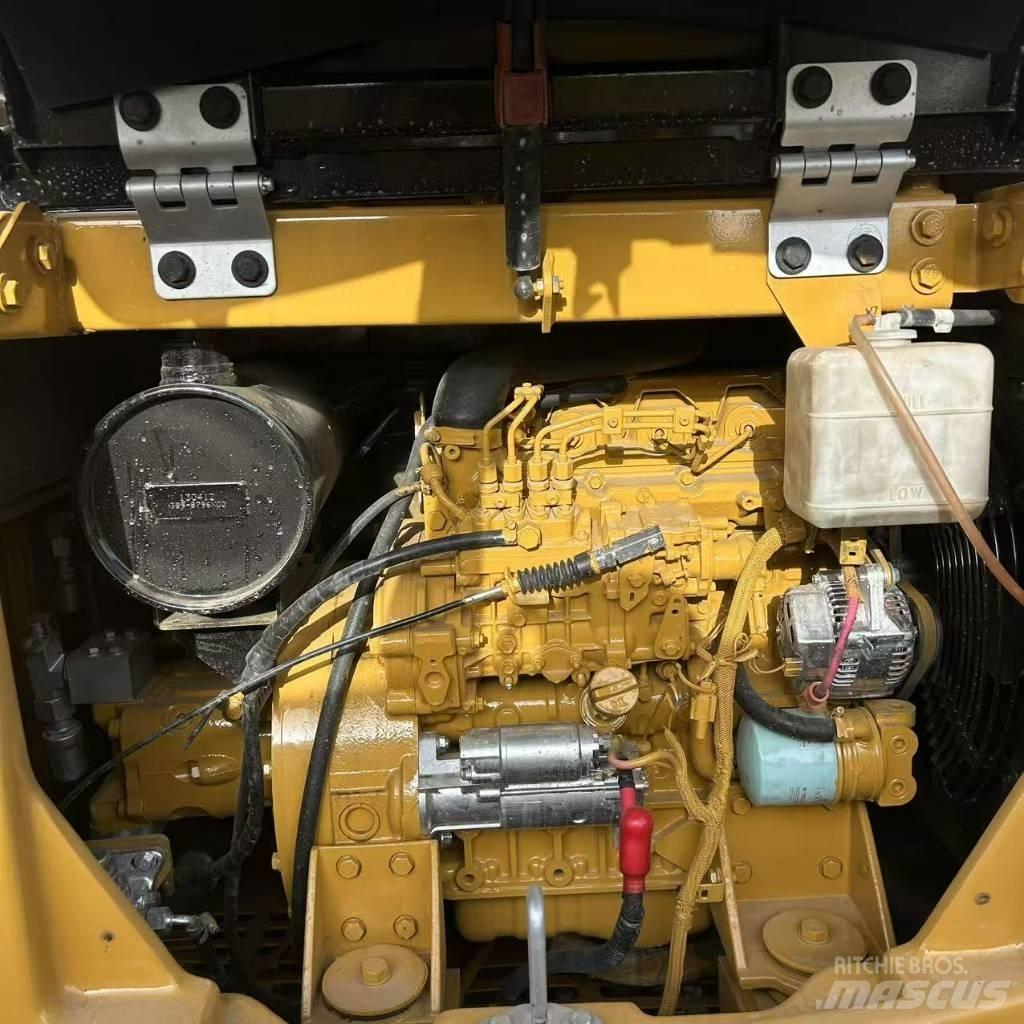 CAT 306E Гусеничні екскаватори
