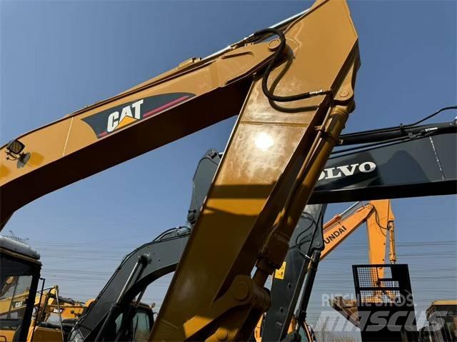 CAT 320 B L Гусеничні екскаватори