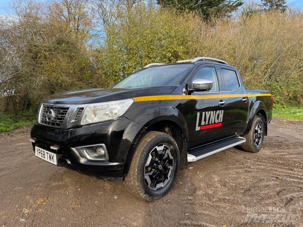Nissan Navara Пікапи / Бічне розвантаження