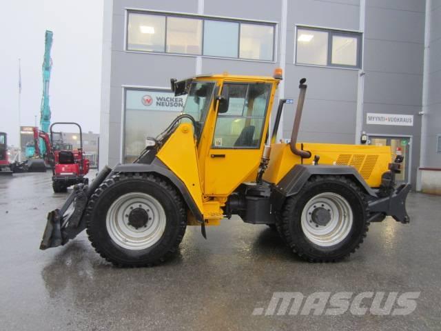 Wille 655 Підсобні машини