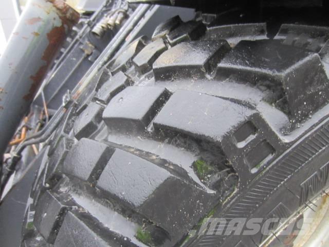 Wille 655 Підсобні машини