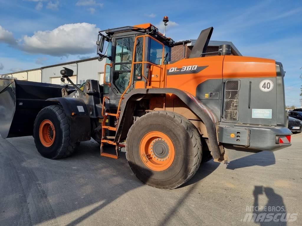 Doosan DL 380-7 Фронтальні навантажувачі
