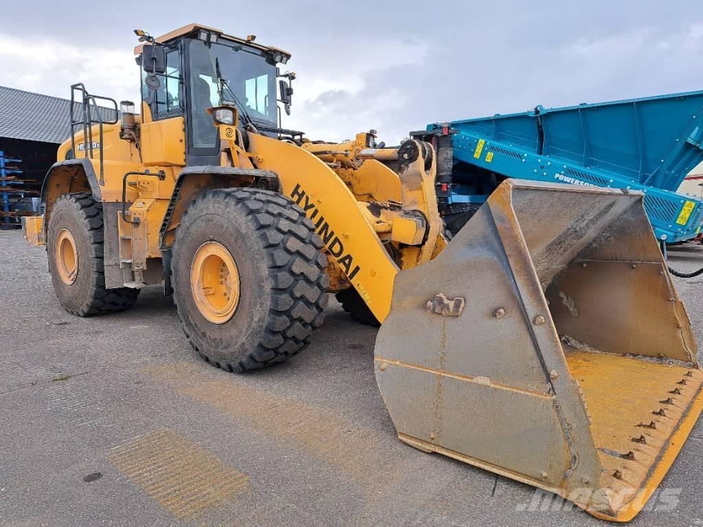 Hyundai HL980XT Фронтальні навантажувачі