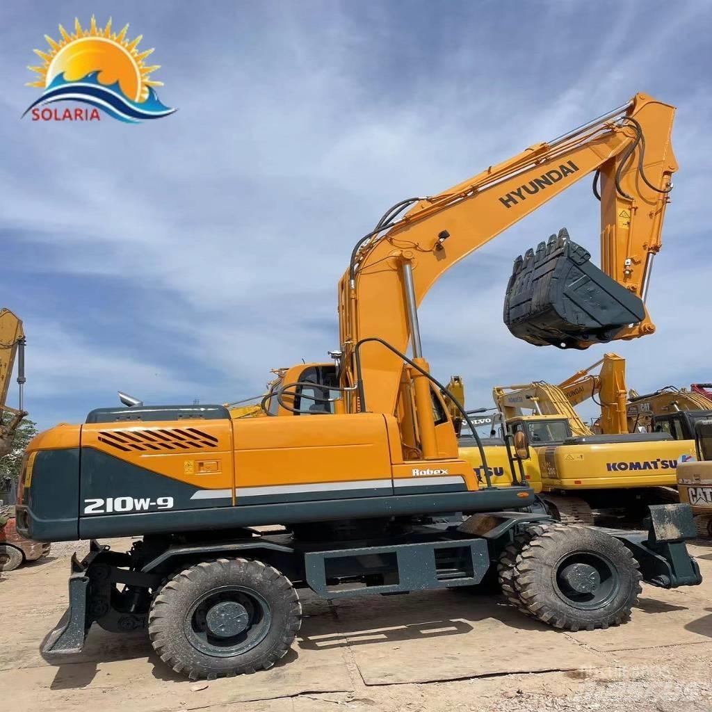 Hyundai R210W-9 Колісні екскаватори
