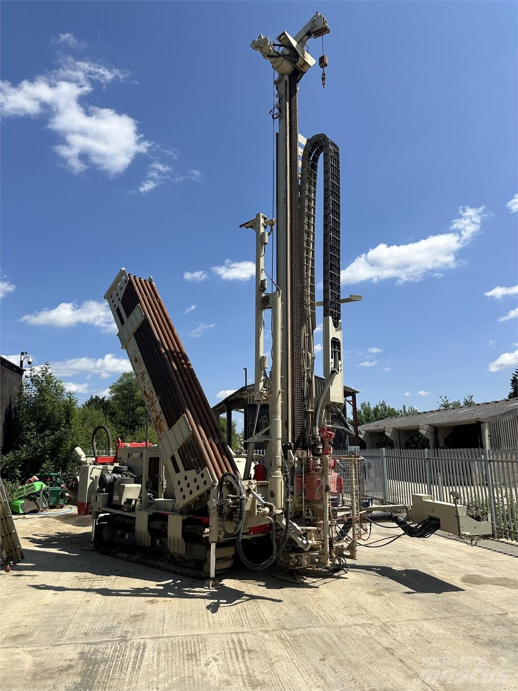 Comacchio 900HT Свердлильні установки