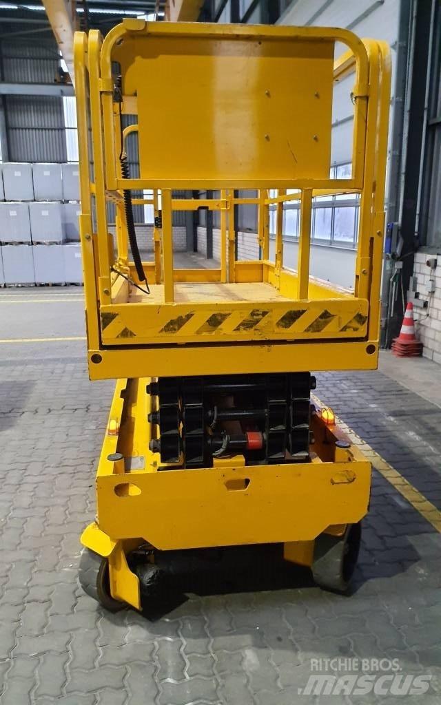 JCB S2646E (02316) Підйомники-ножиці