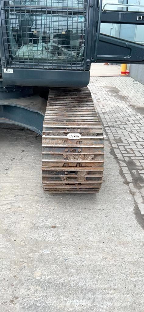 Hyundai R 210 Гусеничні екскаватори
