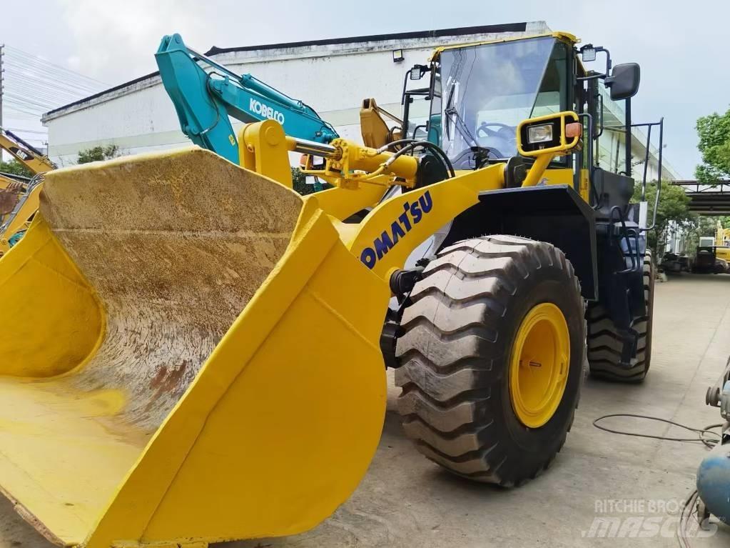 Komatsu WA 380 Фронтальні навантажувачі