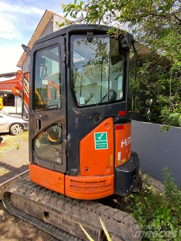 Hitachi ZX 26 Міні-екскаватори < 7т