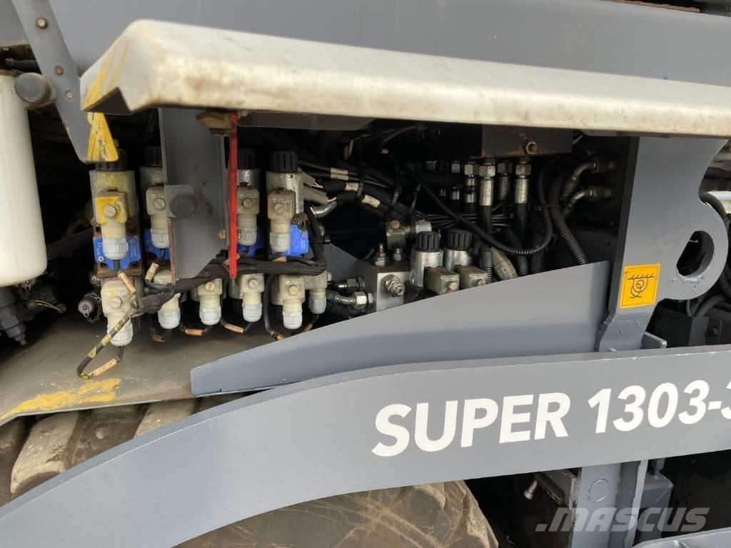 Vögele SUPER 1303-3I Асфальтовкладачі