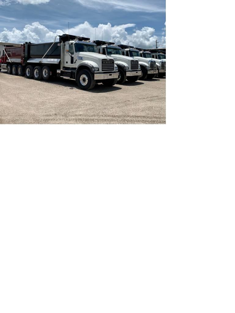 Mack Tri Axle Dump Самоскиди
