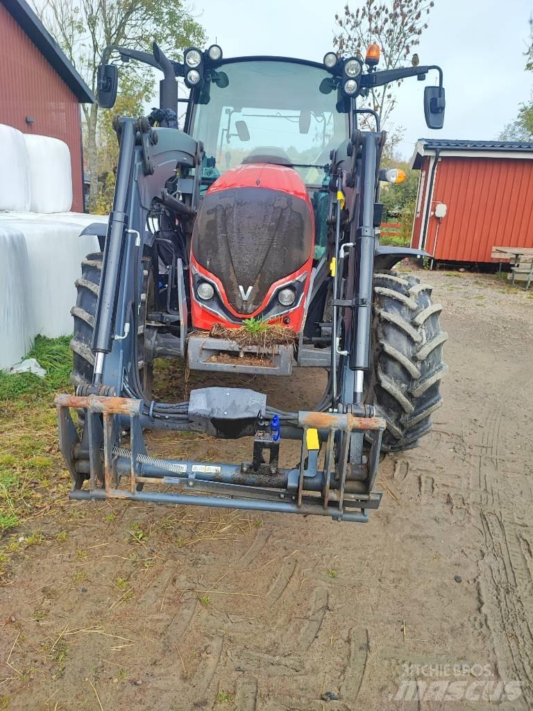Valtra A 75 Трактори