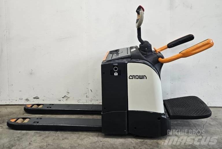 Crown WT 3040 E Візки для перевезення піддонів