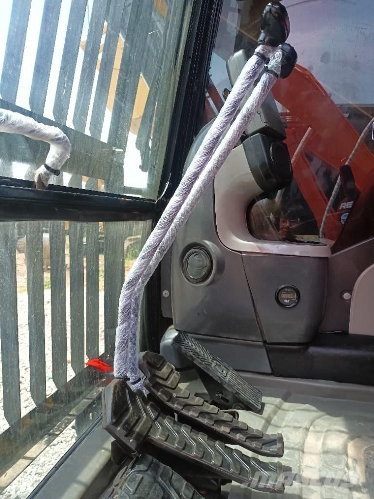 CAT 320D2 Гусеничні екскаватори