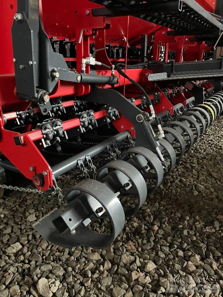 Tume Titan 4000 Комбіновані сівалки