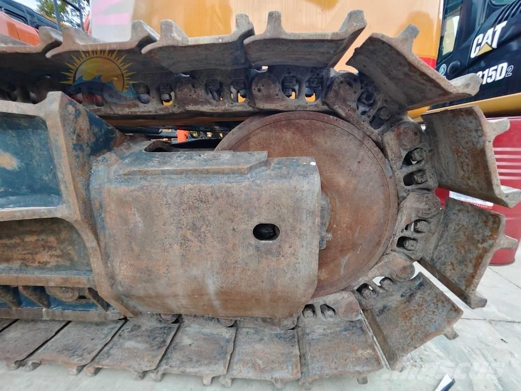 Komatsu PC 460-8 Гусеничні екскаватори