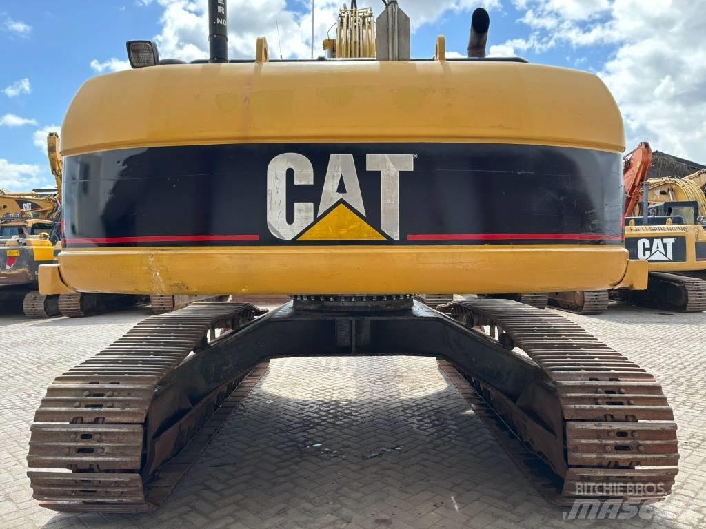 CAT 325 CL Гусеничні екскаватори