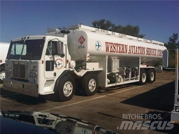 Kenworth L700 Вантажівки-цистерни