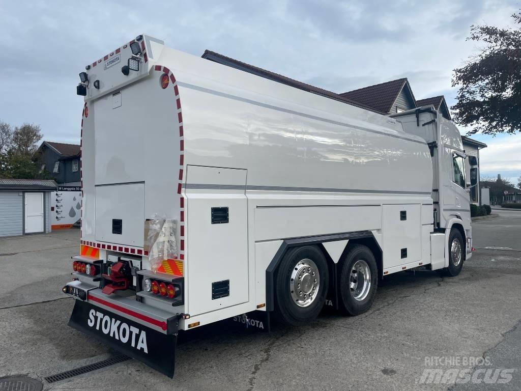STOKOTA tankbil Вантажівки-цистерни