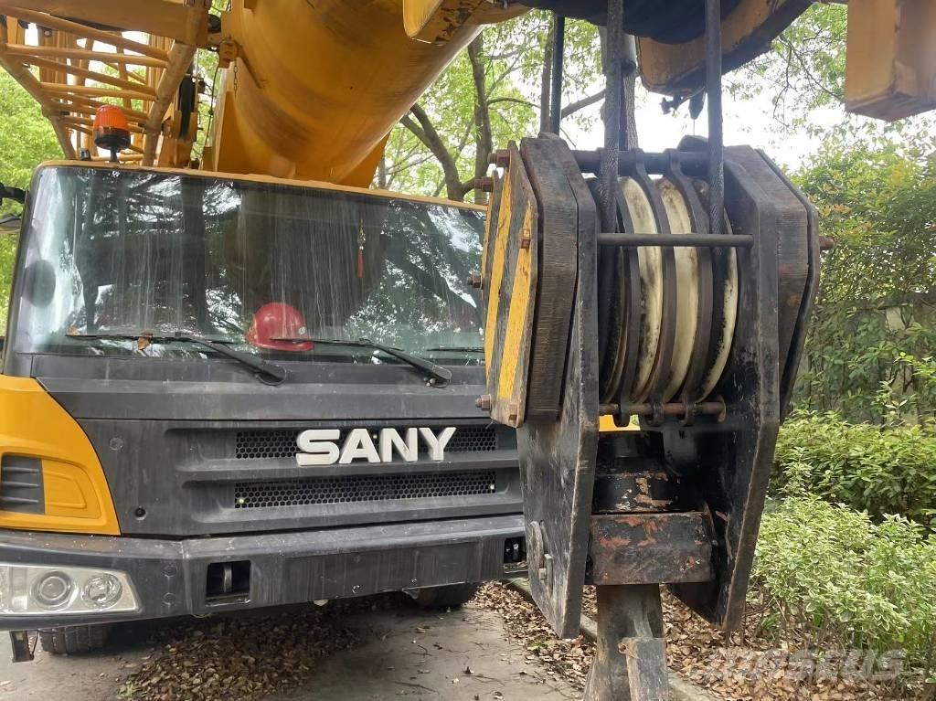 Sany 1000A автокрани